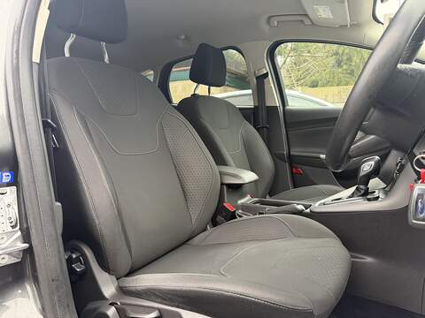 Ford Focus 1.0T EcoBoost Zetec Edition Hatchback 5dr Petrol Auto Euro 6 (s/s) (125 ps) - U2178