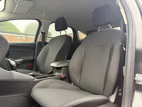Ford Focus 1.0T EcoBoost Zetec Edition Hatchback 5dr Petrol Auto Euro 6 (s/s) (125 ps) - U2178