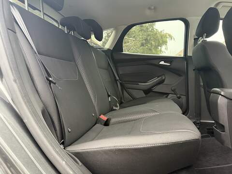 Ford Focus 1.0T EcoBoost Zetec Edition Hatchback 5dr Petrol Auto Euro 6 (s/s) (125 ps) - U2178