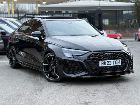 Audi RS3 2.5 TFSI Vorsprung Saloon 4dr Petrol S Tronic quattro Euro 6 (s/s) (400 ps) - U2194