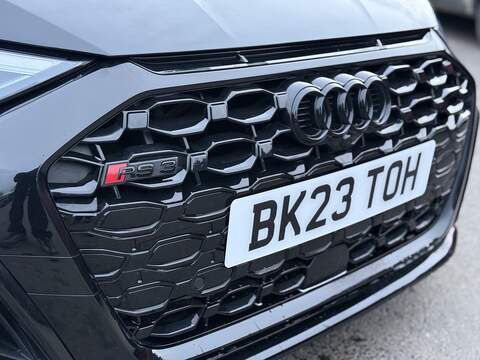 Audi RS3 2.5 TFSI Vorsprung Saloon 4dr Petrol S Tronic quattro Euro 6 (s/s) (400 ps) - U2194