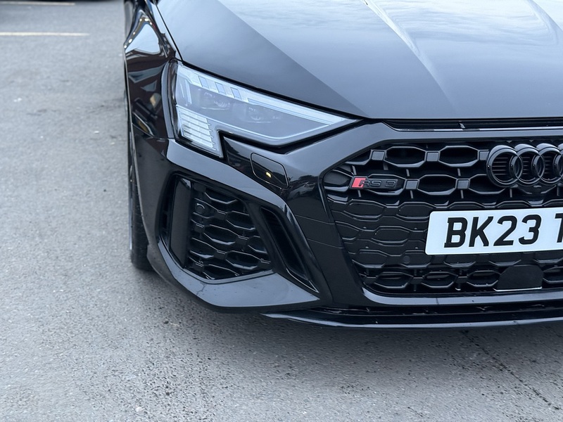 Audi RS3 2.5 TFSI Vorsprung Saloon 4dr Petrol S Tronic quattro Euro 6 (s/s) (400 ps) - U2194