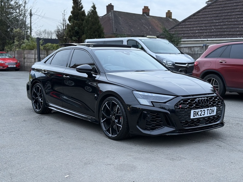 Audi RS3 2.5 TFSI Vorsprung Saloon 4dr Petrol S Tronic quattro Euro 6 (s/s) (400 ps) - U2194