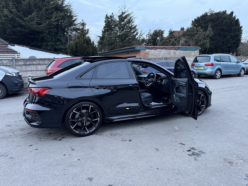 Audi RS3 2.5 TFSI Vorsprung Saloon 4dr Petrol S Tronic quattro Euro 6 (s/s) (400 ps) - U2194