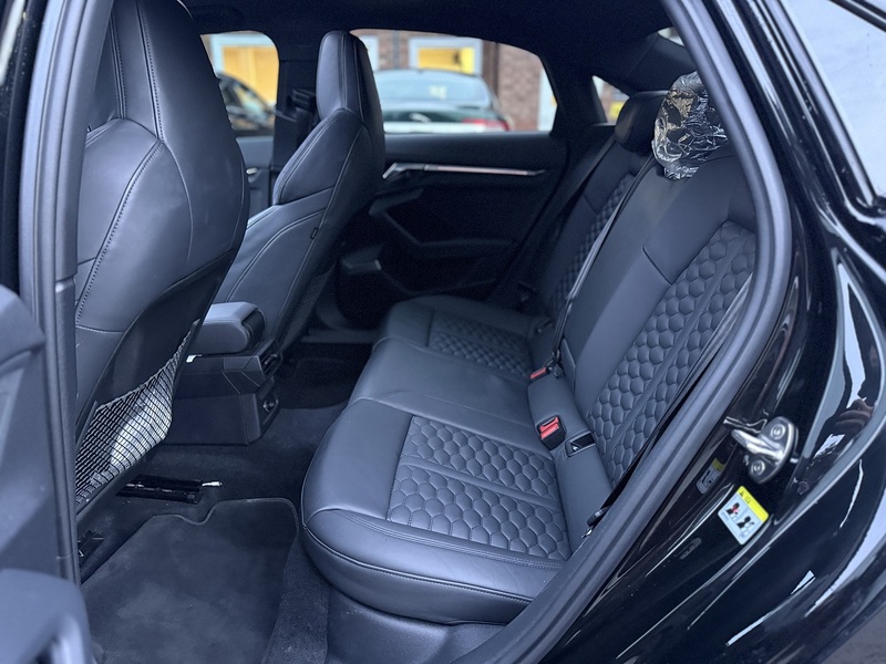 Audi RS3 2.5 TFSI Vorsprung Saloon 4dr Petrol S Tronic quattro Euro 6 (s/s) (400 ps) - U2194