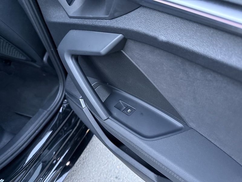 Audi RS3 2.5 TFSI Vorsprung Saloon 4dr Petrol S Tronic quattro Euro 6 (s/s) (400 ps) - U2194