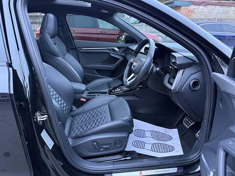 Audi RS3 2.5 TFSI Vorsprung Saloon 4dr Petrol S Tronic quattro Euro 6 (s/s) (400 ps) - U2194