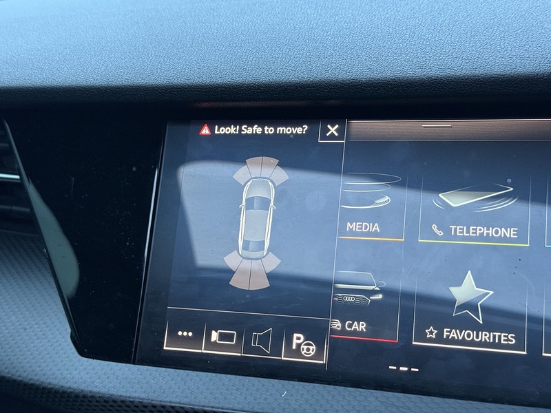 Audi RS3 2.5 TFSI Vorsprung Saloon 4dr Petrol S Tronic quattro Euro 6 (s/s) (400 ps) - U2194