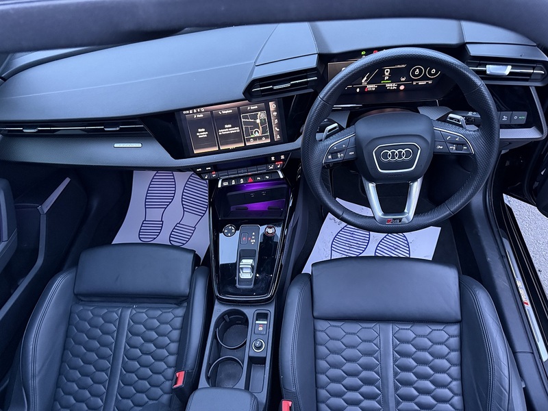 Audi RS3 2.5 TFSI Vorsprung Saloon 4dr Petrol S Tronic quattro Euro 6 (s/s) (400 ps) - U2194