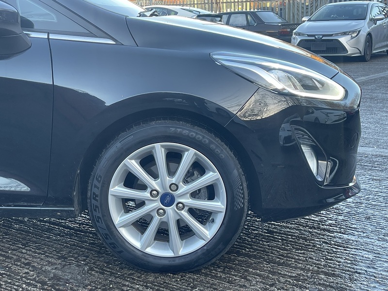 Ford Fiesta 1.0T EcoBoost Titanium Hatchback 5dr Petrol Auto Euro 6 (s/s) (100 ps) - U2213