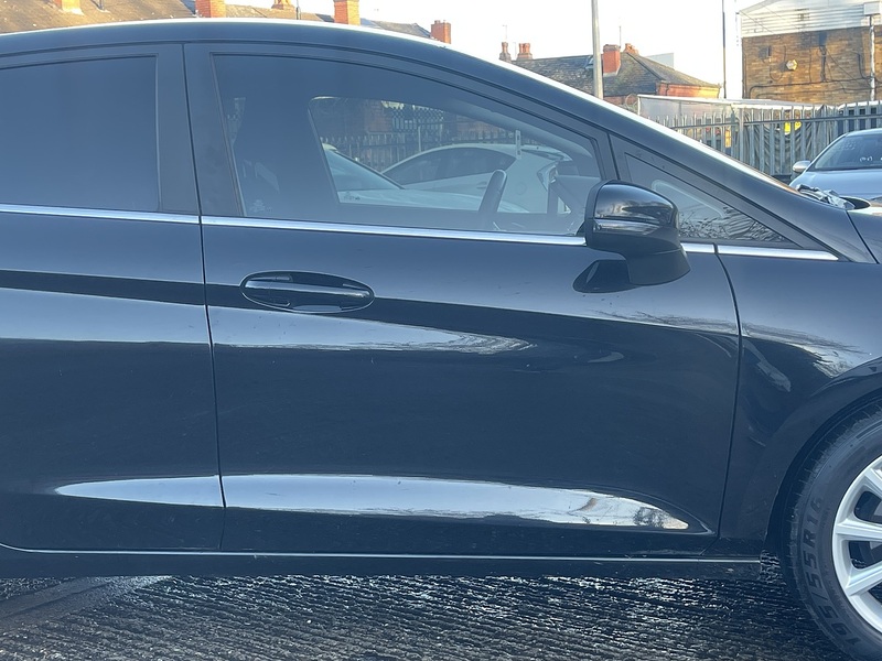 Ford Fiesta 1.0T EcoBoost Titanium Hatchback 5dr Petrol Auto Euro 6 (s/s) (100 ps) - U2213