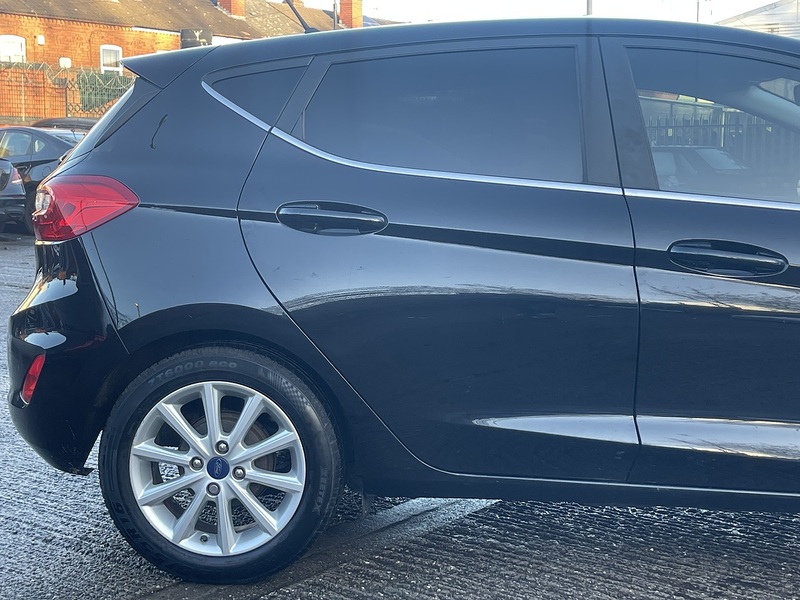 Ford Fiesta 1.0T EcoBoost Titanium Hatchback 5dr Petrol Auto Euro 6 (s/s) (100 ps) - U2213