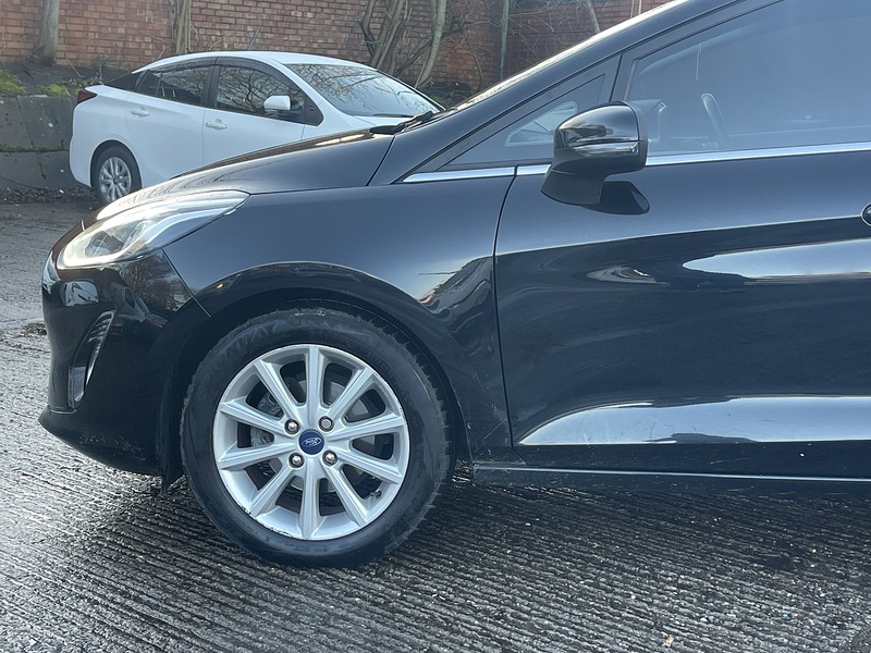 Ford Fiesta 1.0T EcoBoost Titanium Hatchback 5dr Petrol Auto Euro 6 (s/s) (100 ps) - U2213