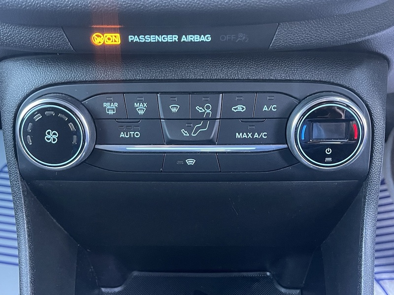 Ford Fiesta 1.0T EcoBoost Titanium Hatchback 5dr Petrol Auto Euro 6 (s/s) (100 ps) - U2213