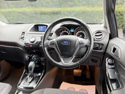 Ford Fiesta 1.0T EcoBoost Titanium Hatchback 5dr Petrol Powershift Euro 5 (100 ps) - U2215