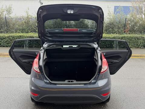 Ford Fiesta 1.0T EcoBoost Titanium Hatchback 5dr Petrol Powershift Euro 5 (100 ps) - U2215