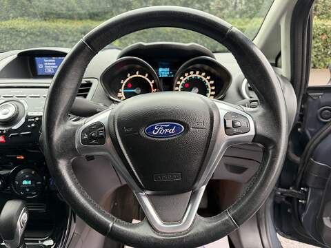 Ford Fiesta 1.0T EcoBoost Titanium Hatchback 5dr Petrol Powershift Euro 5 (100 ps) - U2215