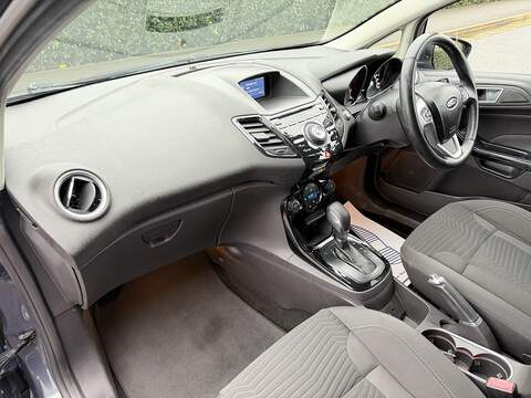 Ford Fiesta 1.0T EcoBoost Titanium Hatchback 5dr Petrol Powershift Euro 5 (100 ps) - U2215