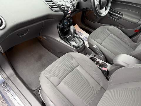 Ford Fiesta 1.0T EcoBoost Titanium Hatchback 5dr Petrol Powershift Euro 5 (100 ps) - U2215