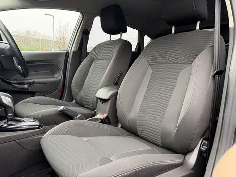 Ford Fiesta 1.0T EcoBoost Titanium Hatchback 5dr Petrol Powershift Euro 5 (100 ps) - U2215