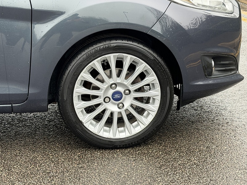 Ford Fiesta 1.0T EcoBoost Titanium Hatchback 5dr Petrol Powershift Euro 5 (100 ps) - U2215