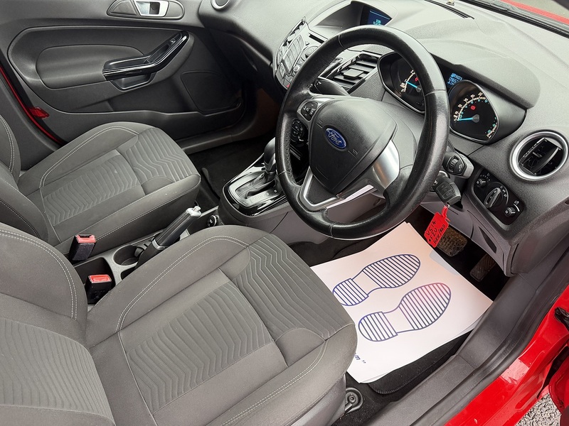 Ford Fiesta 1.0T EcoBoost Zetec Hatchback 5dr Petrol Powershift Euro 5 (100 ps) - U2218
