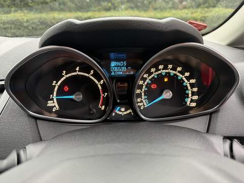 Ford Fiesta 1.0T EcoBoost Zetec Hatchback 5dr Petrol Powershift Euro 5 (100 ps) - U2218