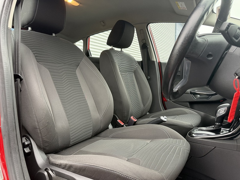 Ford Fiesta 1.0T EcoBoost Zetec Hatchback 5dr Petrol Powershift Euro 5 (100 ps) - U2218