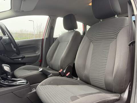 Ford Fiesta 1.0T EcoBoost Zetec Hatchback 5dr Petrol Powershift Euro 5 (100 ps) - U2218