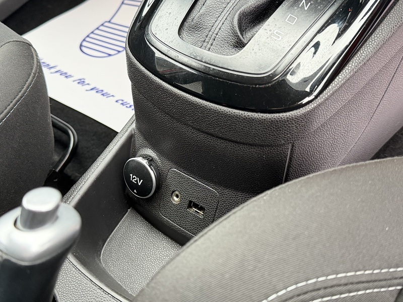 Ford Fiesta 1.0T EcoBoost Zetec Hatchback 5dr Petrol Powershift Euro 5 (100 ps) - U2218