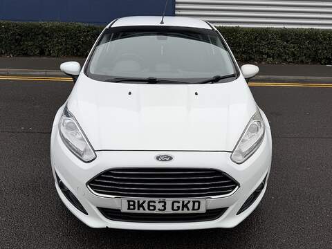 Ford Fiesta 1.0T EcoBoost Titanium Hatchback 3dr Petrol Manual Euro 5 (s/s) (100 ps) - U2219