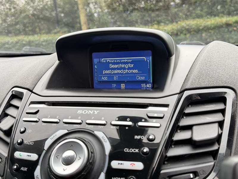 Ford Fiesta 1.0T EcoBoost Titanium Hatchback 3dr Petrol Manual Euro 5 (s/s) (100 ps) - U2219