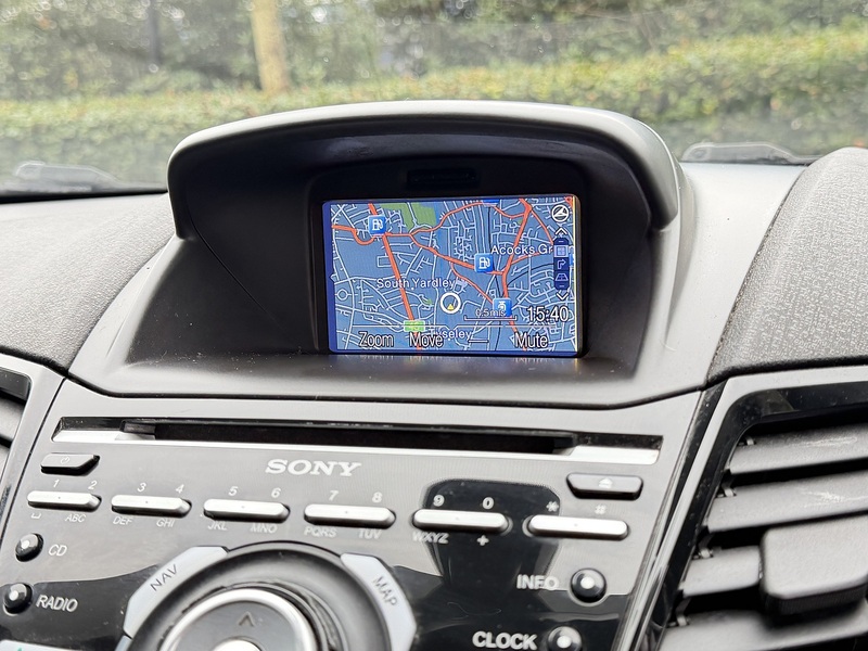 Ford Fiesta 1.0T EcoBoost Titanium Hatchback 3dr Petrol Manual Euro 5 (s/s) (100 ps) - U2219