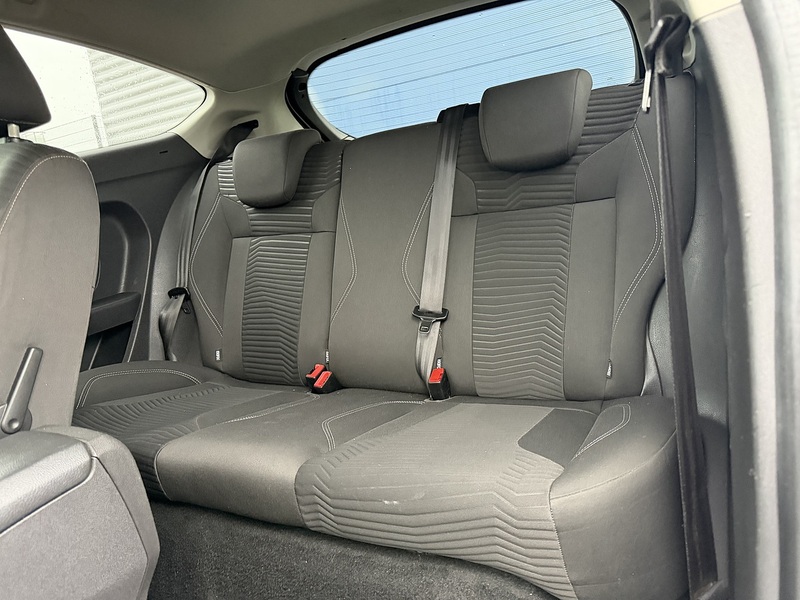 Ford Fiesta 1.0T EcoBoost Titanium Hatchback 3dr Petrol Manual Euro 5 (s/s) (100 ps) - U2219