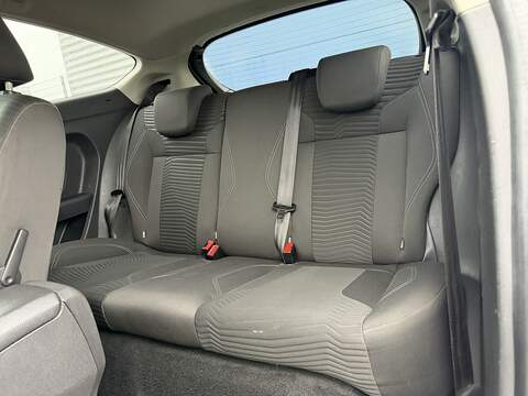 Ford Fiesta 1.0T EcoBoost Titanium Hatchback 3dr Petrol Manual Euro 5 (s/s) (100 ps) - U2219