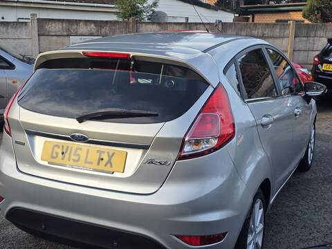 Ford Fiesta 1.0T EcoBoost Titanium Hatchback 5dr Petrol Powershift Euro 6 (100 ps) - U2225