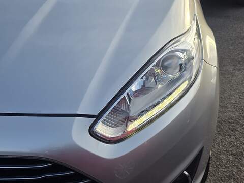 Ford Fiesta 1.0T EcoBoost Titanium Hatchback 5dr Petrol Powershift Euro 6 (100 ps) - U2225