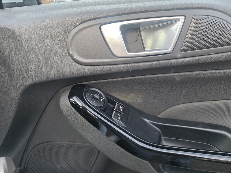 Ford Fiesta 1.0T EcoBoost Titanium Hatchback 5dr Petrol Powershift Euro 6 (100 ps) - U2225