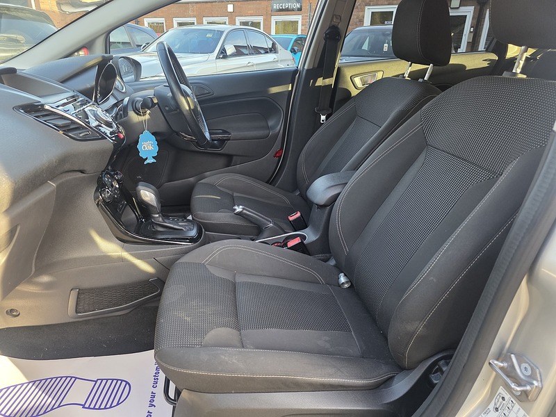 Ford Fiesta 1.0T EcoBoost Titanium Hatchback 5dr Petrol Powershift Euro 6 (100 ps) - U2225
