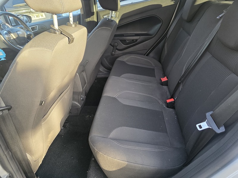 Ford Fiesta 1.0T EcoBoost Titanium Hatchback 5dr Petrol Powershift Euro 6 (100 ps) - U2225