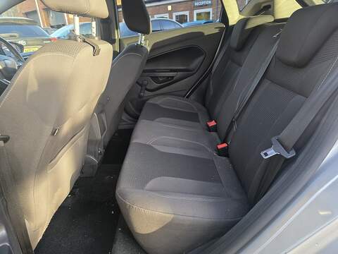 Ford Fiesta 1.0T EcoBoost Titanium Hatchback 5dr Petrol Powershift Euro 6 (100 ps) - U2225