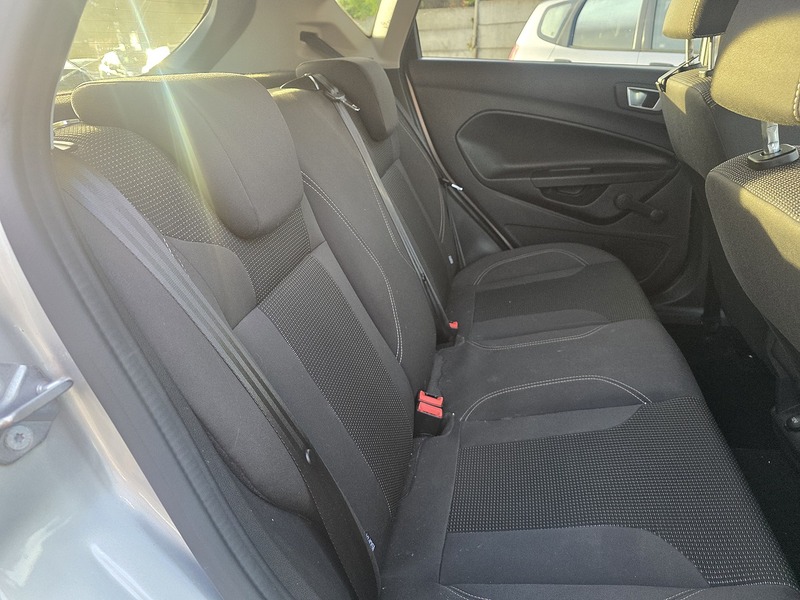 Ford Fiesta 1.0T EcoBoost Titanium Hatchback 5dr Petrol Powershift Euro 6 (100 ps) - U2225