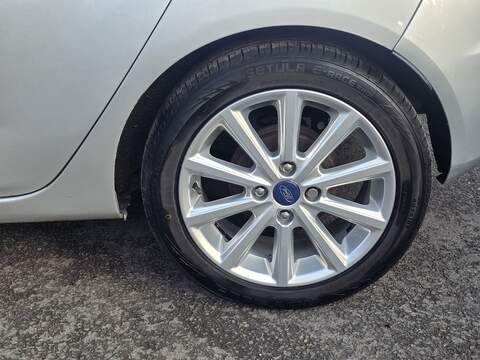Ford Fiesta 1.0T EcoBoost Titanium Hatchback 5dr Petrol Powershift Euro 6 (100 ps) - U2225