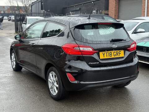 Ford Fiesta 1.0T EcoBoost Zetec Hatchback 3dr Petrol Manual Euro 6 (s/s) (100 ps) - U2231