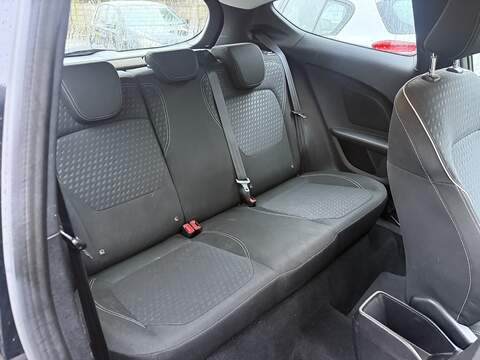 Ford Fiesta 1.0T EcoBoost Zetec Hatchback 3dr Petrol Manual Euro 6 (s/s) (100 ps) - U2231