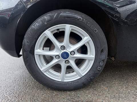 Ford Fiesta 1.0T EcoBoost Zetec Hatchback 3dr Petrol Manual Euro 6 (s/s) (100 ps) - U2231