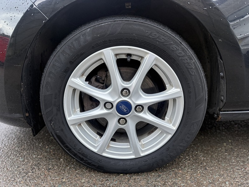 Ford Fiesta 1.0T EcoBoost Zetec Hatchback 3dr Petrol Manual Euro 6 (s/s) (100 ps) - U2231