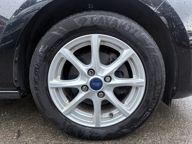 Ford Fiesta 1.0T EcoBoost Zetec Hatchback 3dr Petrol Manual Euro 6 (s/s) (100 ps) - U2231