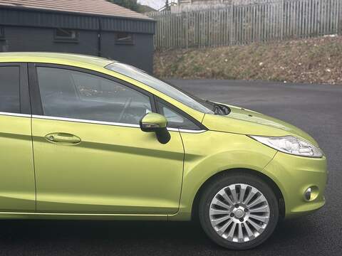 Ford Fiesta 1.4 Titanium Hatchback 5dr Petrol Manual (133 g/km, 94 bhp) - U2234