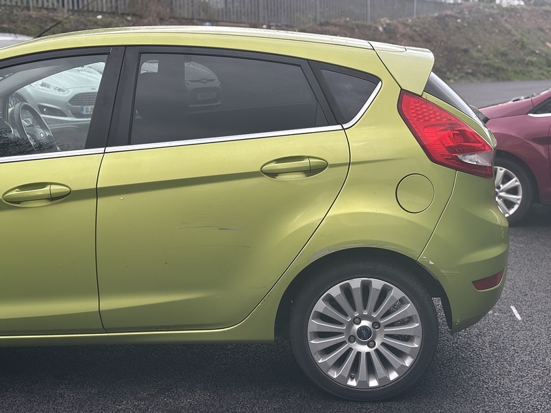 Ford Fiesta 1.4 Titanium Hatchback 5dr Petrol Manual (133 g/km, 94 bhp) - U2234